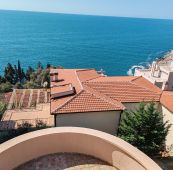 Villa Contact, Dobre Vode